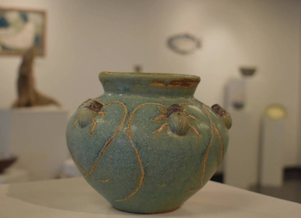 A clay pot is on display during the Kenai Potters Guild exhibit, River, hosted by the Kenai Art Center. (Jonas Oyoumick/Peninsula Clarion)
